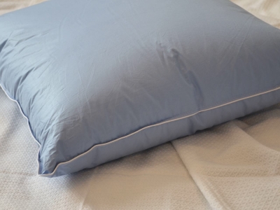подушка лаванда (70 × 70)